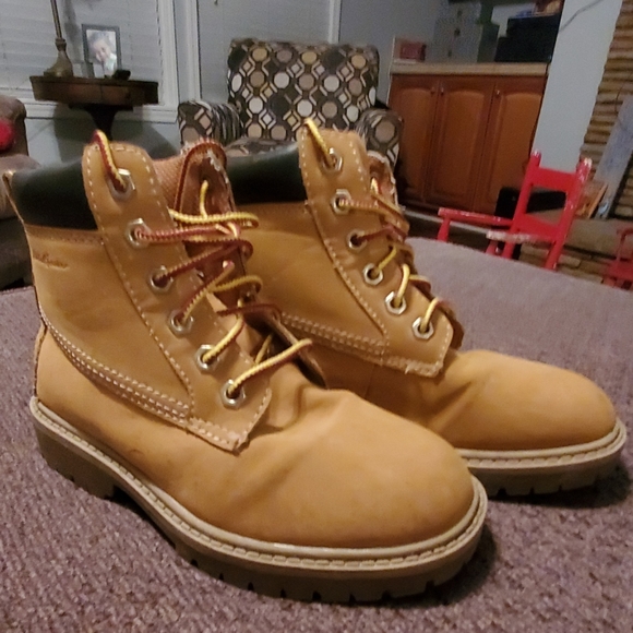Eddie Bauer Boys Boots Size 2 - Picture 1 of 5